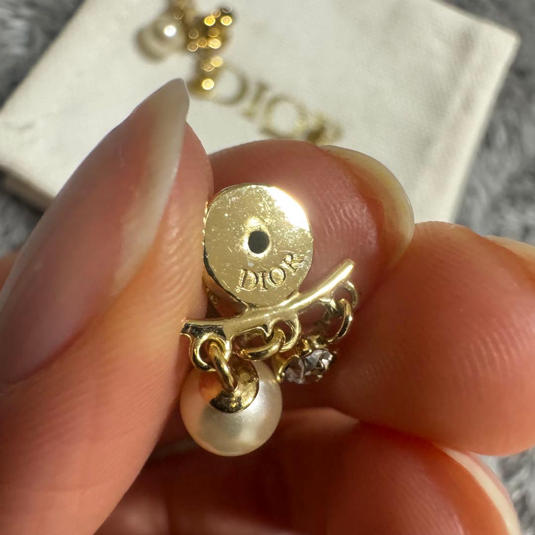 あ*か様 Dior Dio(r)evolution ピアス