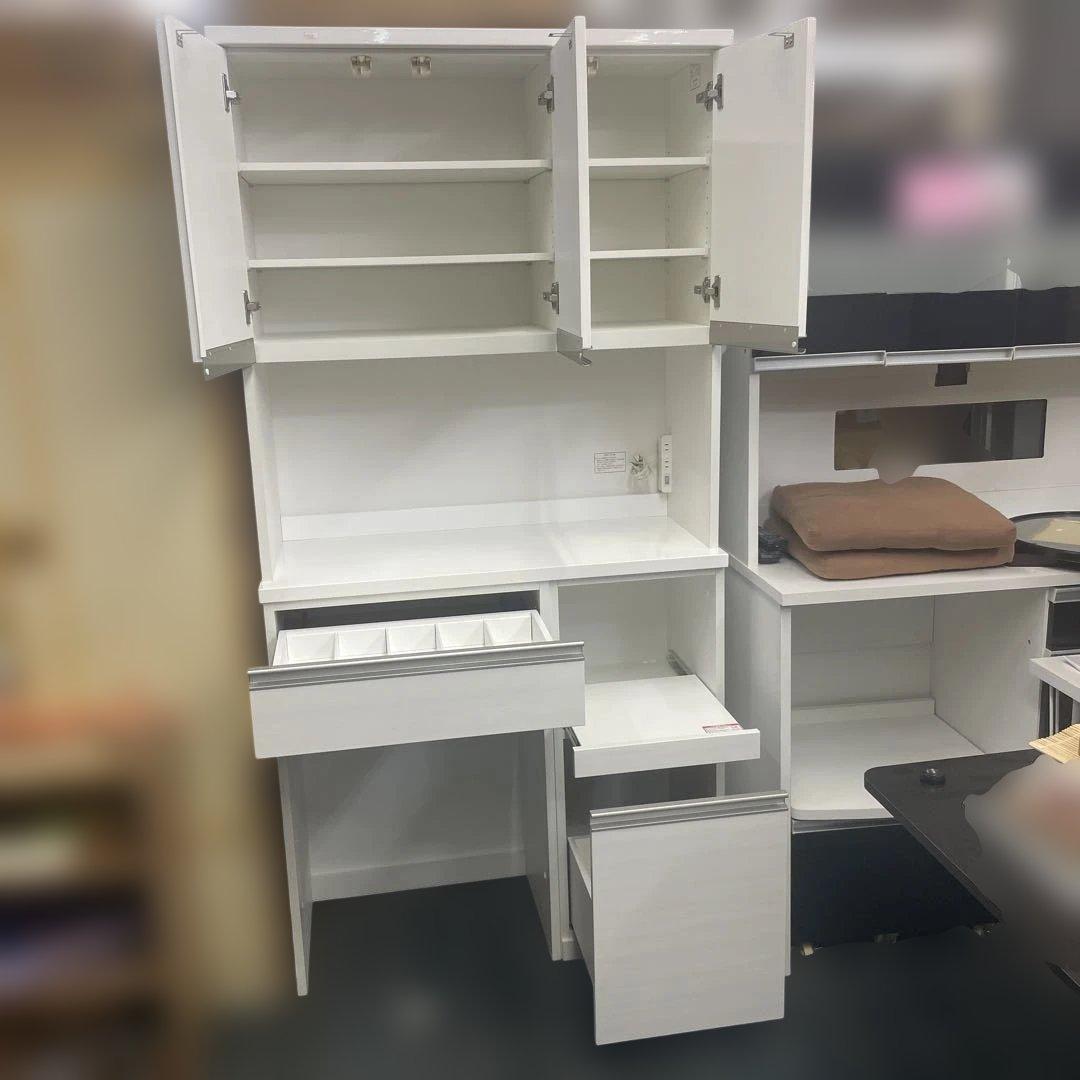 ホワイトキッチン収納 上部キャビネット付き