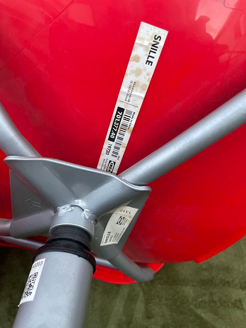 【廃番】2脚セット　IKEA 回転チェア SNILLE スニレ レッド　赤