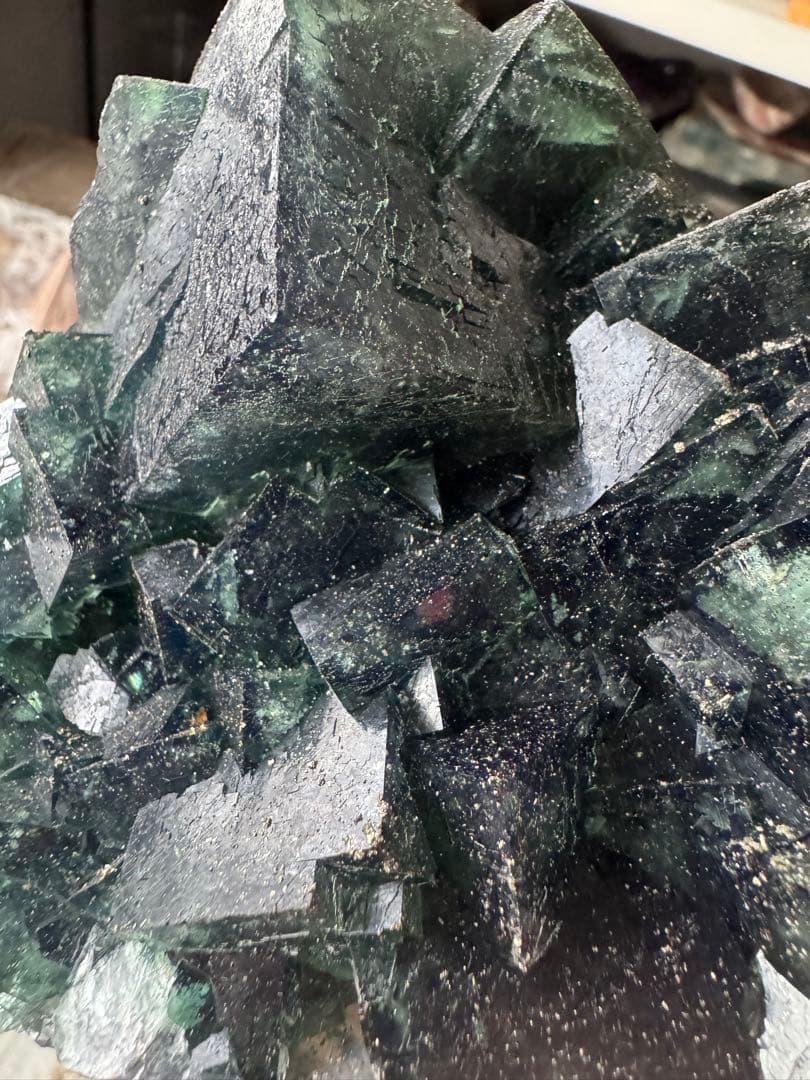 hopeナミビア月光フローライトコレクターピース ＆キラキラパイライト共生