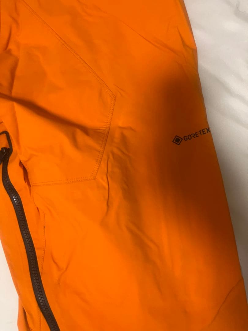 美品Volcom gore-Tex ウェア　パンツ　Mサイズ