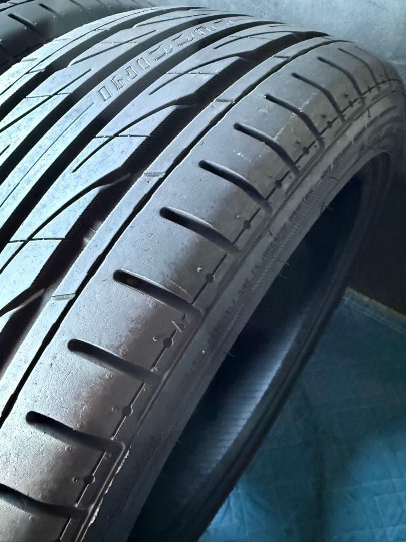 美品！！2024年製　215/45/17 ほぼ新品！！