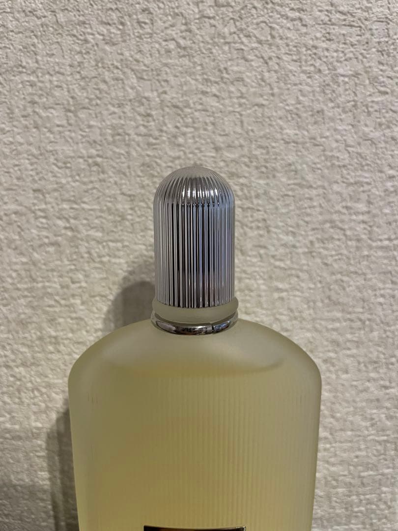 トムフォード グレイ ベチバー オードトワレ 100ml箱無