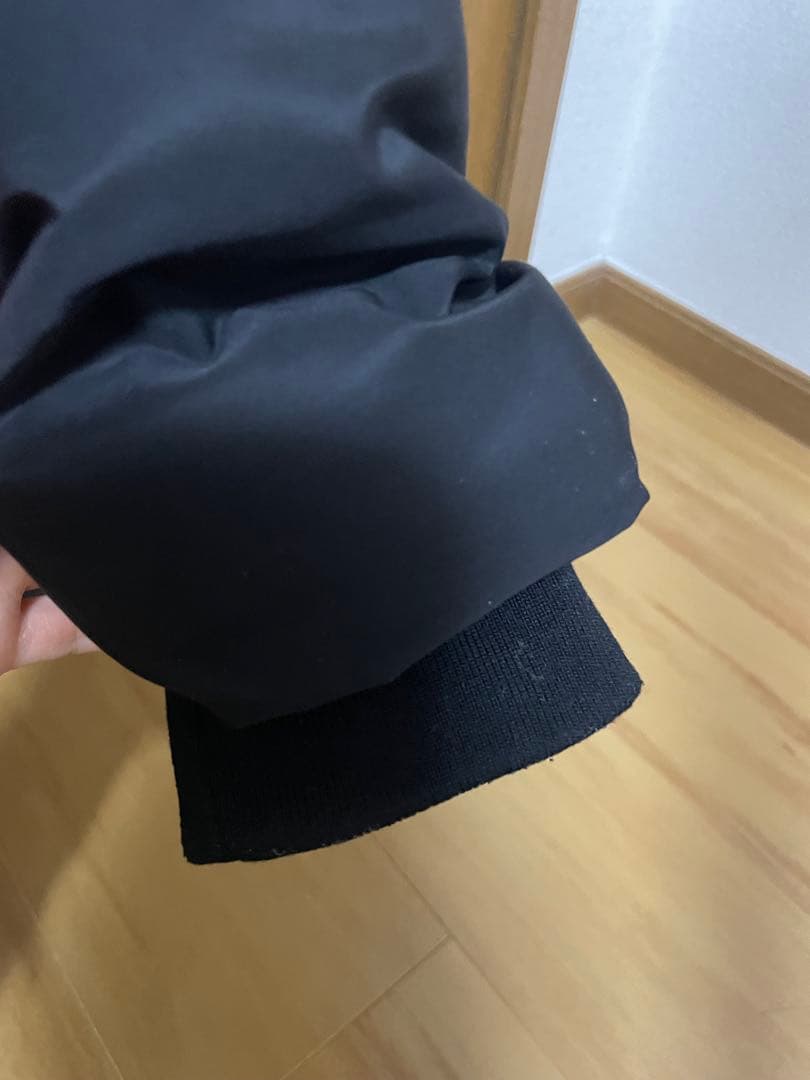 ZARA ザラ セミロング丈フード付きダウンジャケット