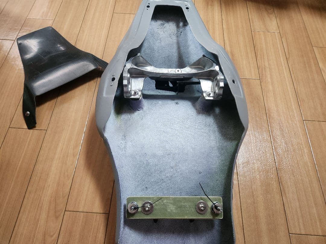 zx10r シングルシートカウル