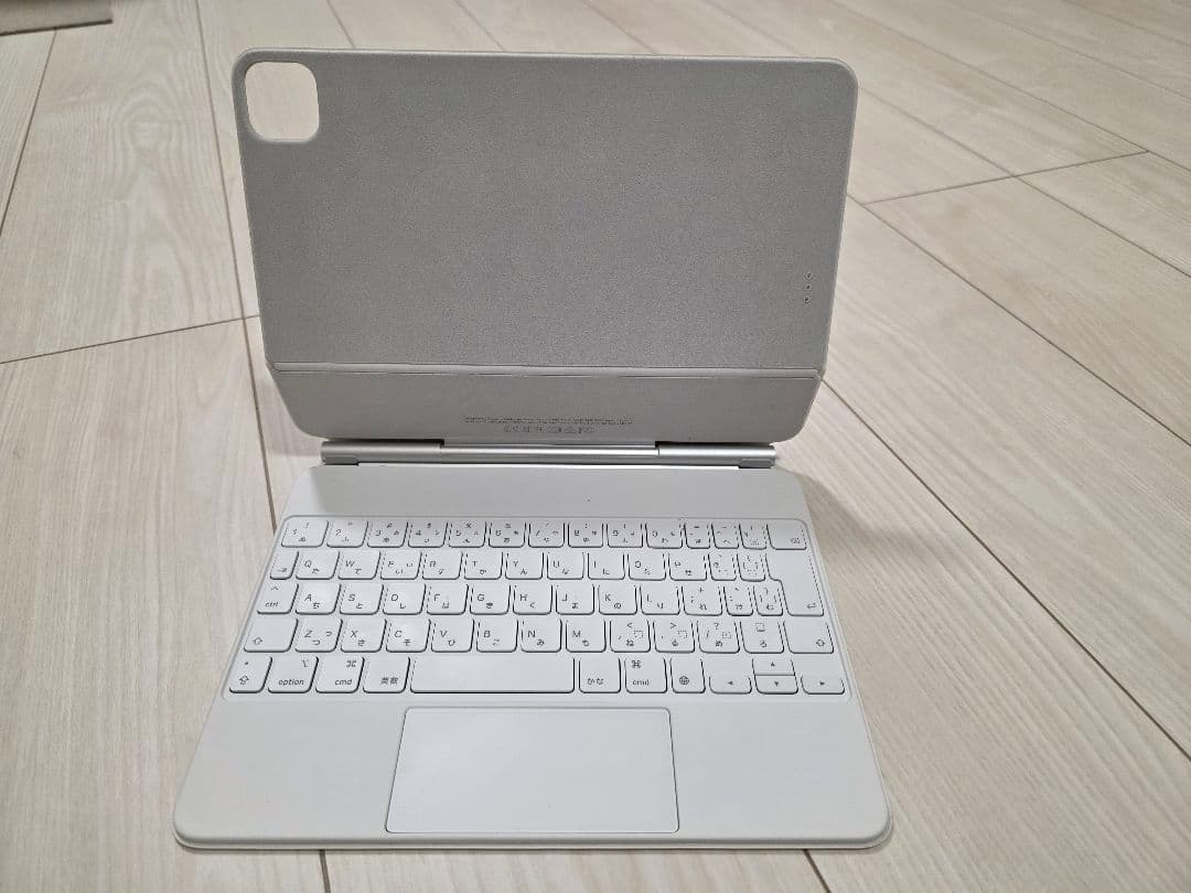 美品 iPad Magic Keyboard 11インチ 日本語(JIS)