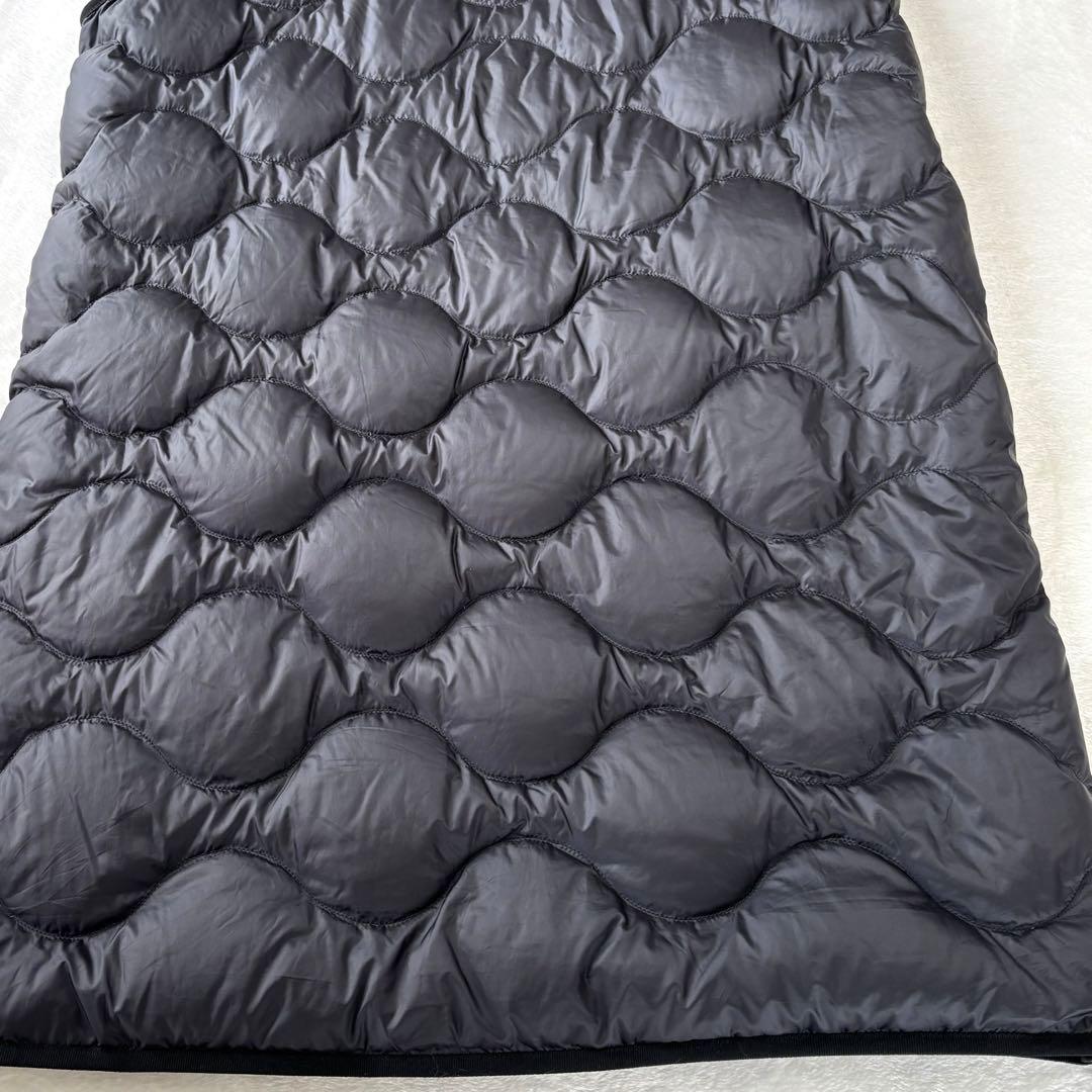 新品未使用　ユニクロ　セオリー　ウルトラライトダウン　ロングベスト　ジレ　撥水