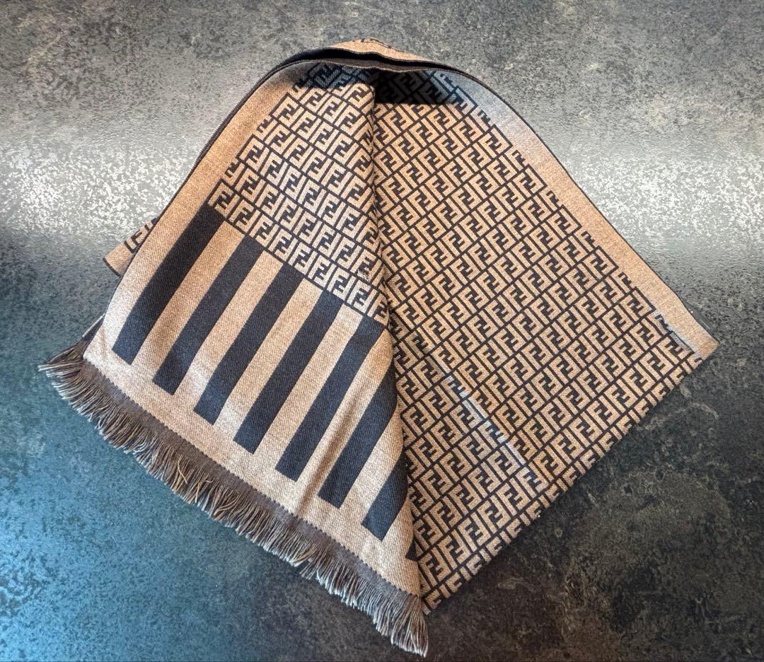 FENDI/フェンディ ＊ マフラー ＊ ズッカ柄 ＊ ストール