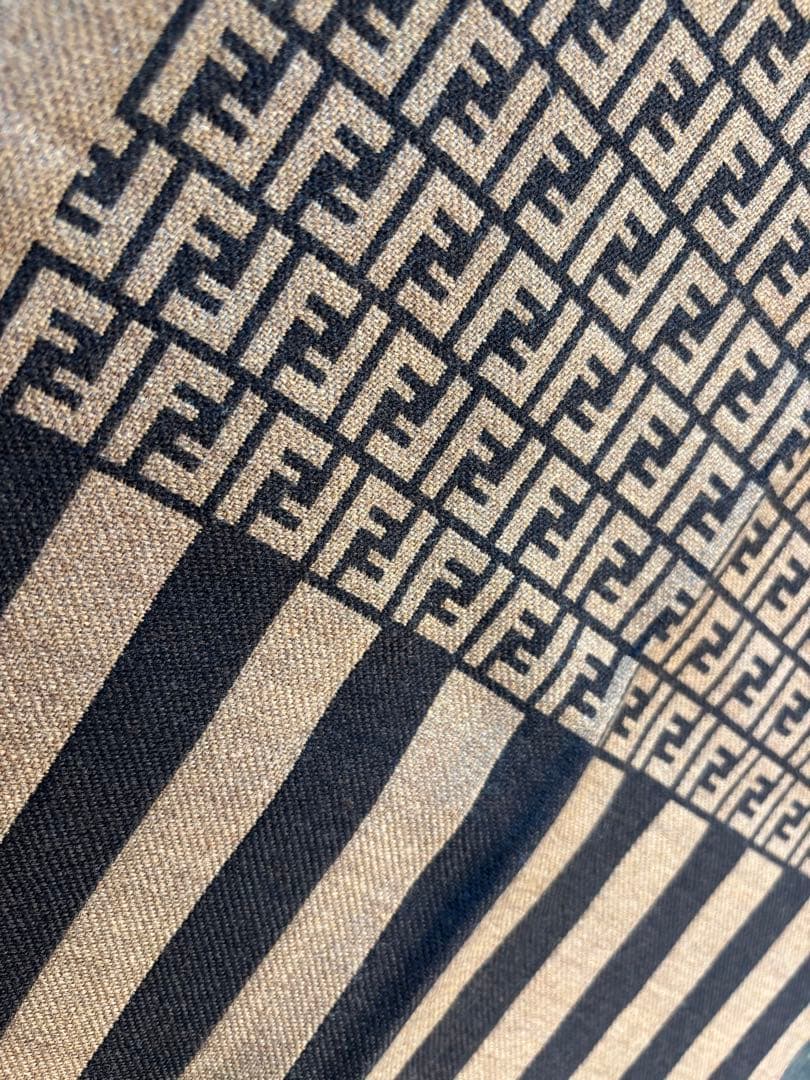 FENDI/フェンディ ＊ マフラー ＊ ズッカ柄 ＊ ストール