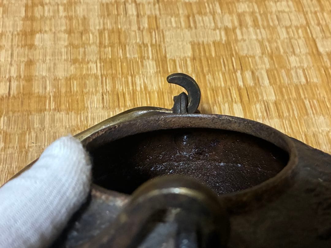 亀文堂 銀象嵌取手 鉄瓶