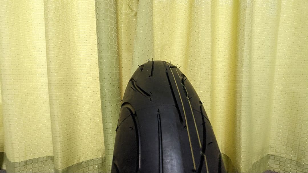 ミシュランタイヤ 大型バイクフロントタイヤ