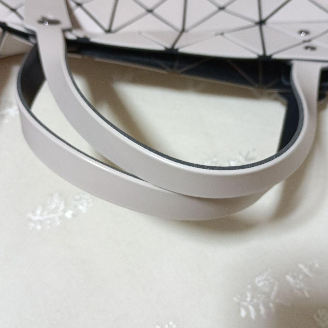 ISSEY MIYAKE　BAOBAO 　淡いアイボリー　トートバッグ