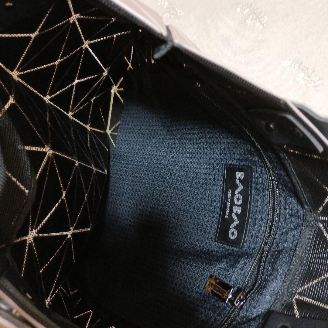 ISSEY MIYAKE　BAOBAO 　淡いアイボリー　トートバッグ