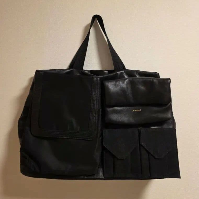 sacai マルチポケットトートバッグ
