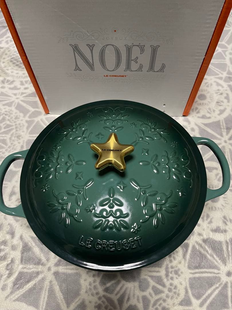 reco　ル・クルーゼ　ココットロンド ノエルレリーフ 24cm