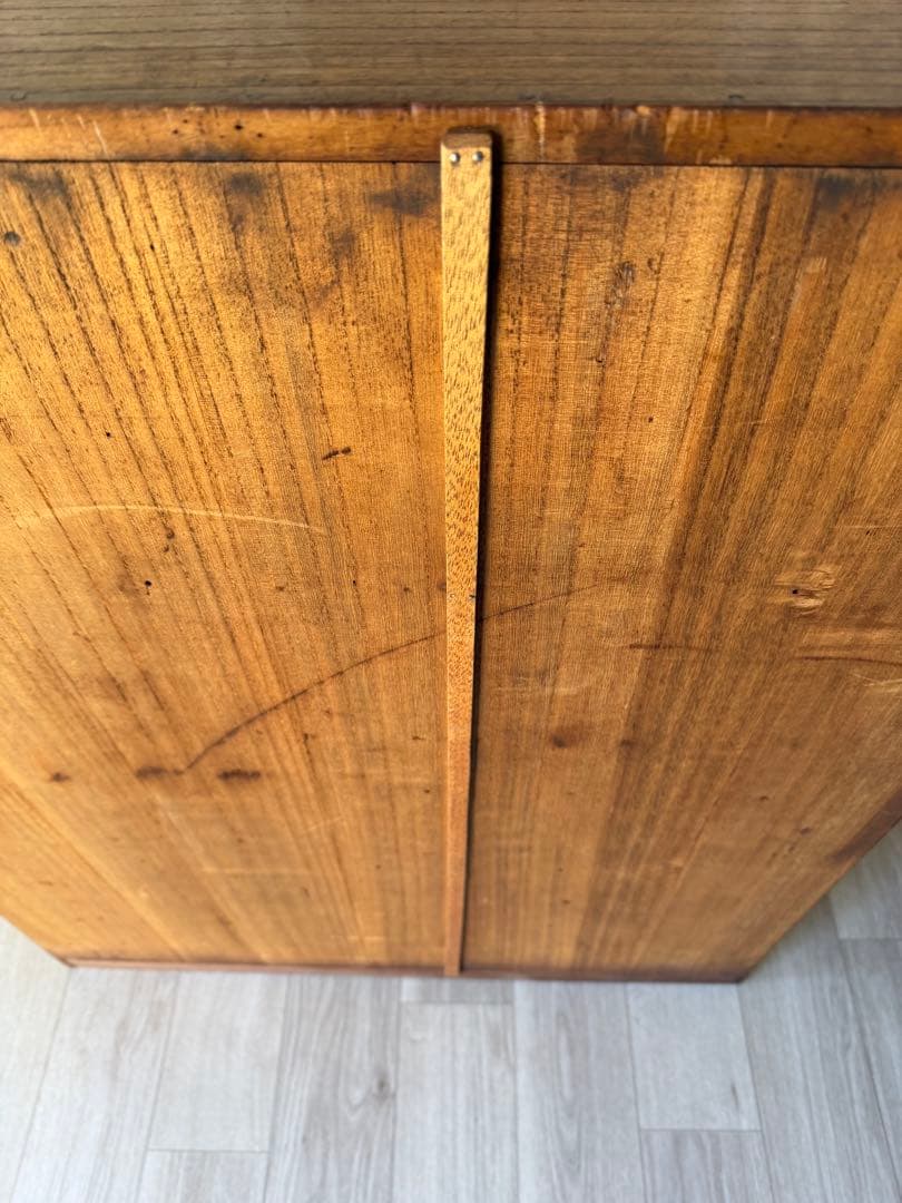 水屋箪笥 茶箪笥 飾り棚 レトロ 木製 古家具 和箪笥 アンティーク家具 桐 漆