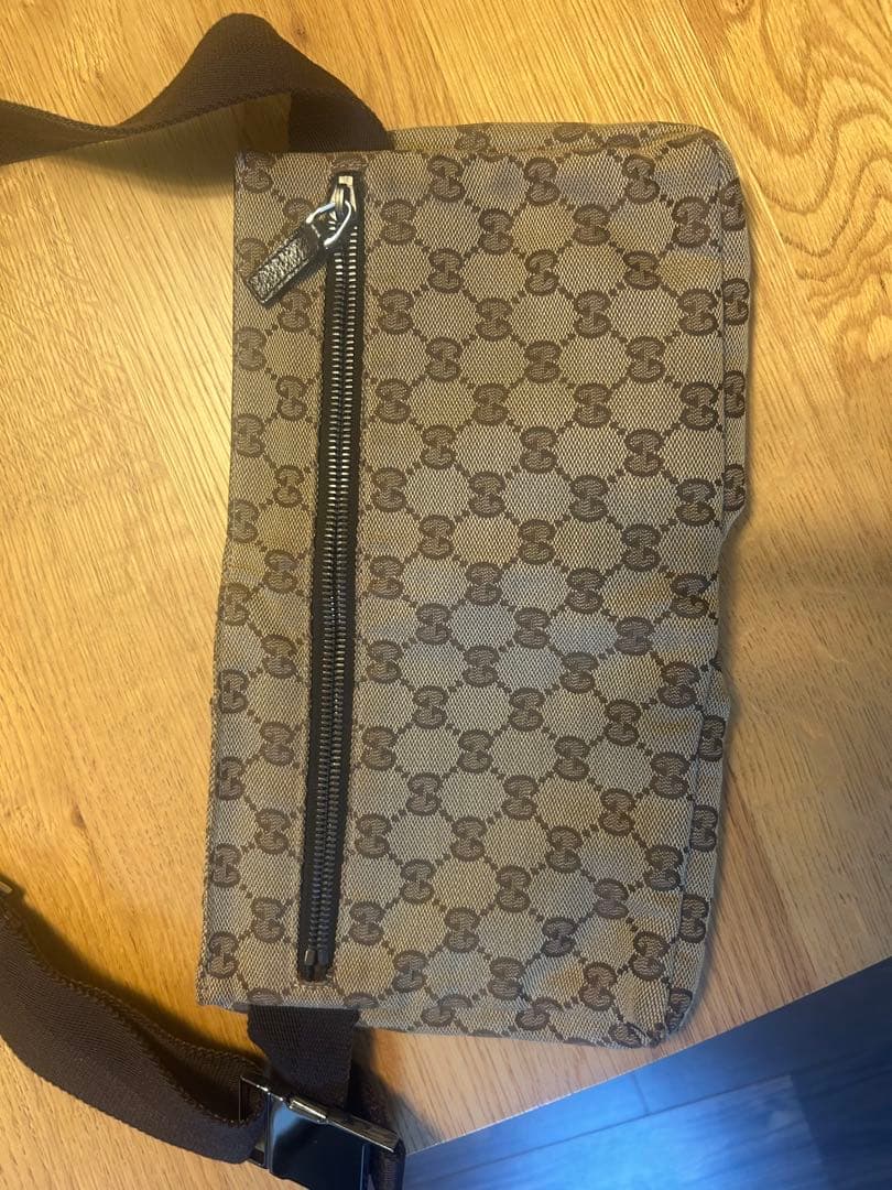 フ*)様 GUCCI GGパターン ボディバッグ
