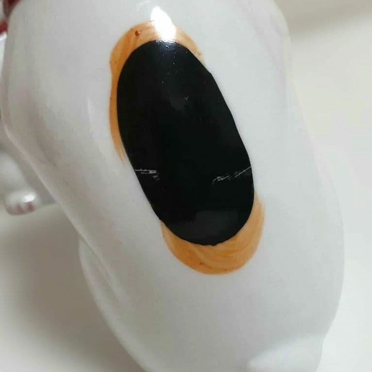 126 瀬戸焼 縁起物 赤絵 お祈り猫（大） 招き猫 陶器製 高さ約12cm