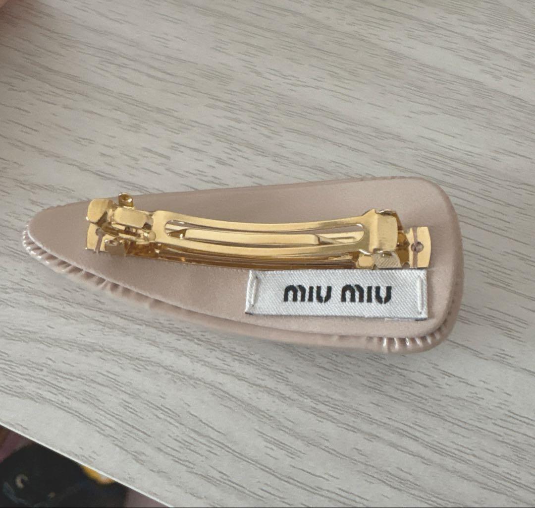 miumiu バレッタ クリップ