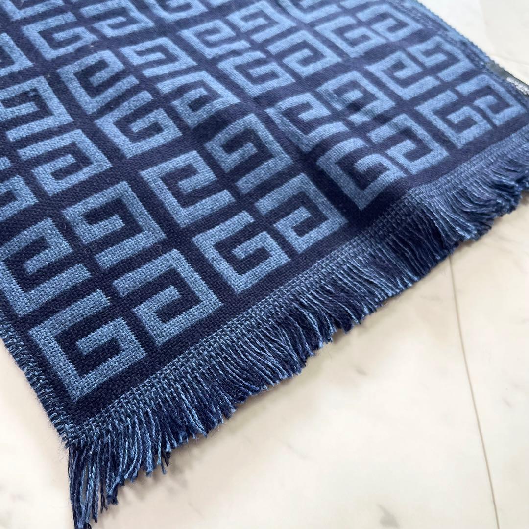 新品 タグ GIVENCHY ジバンシー 総柄 ウール100% ファイブスター