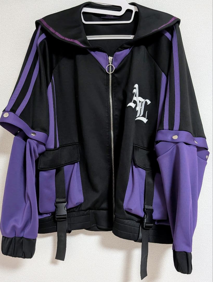 Amilige　バックプリントセーラーZIPジャージ ブラック×パープル