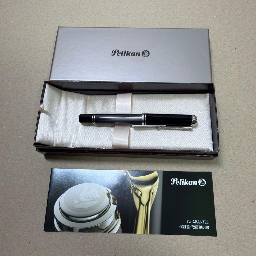 新品 Pelikan ペリカン 万年筆 スーベレーン M405 黒縞 F