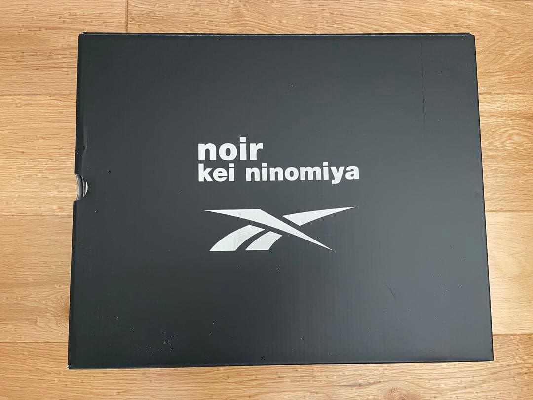 ノワールケイニノミヤ Reebok ポンプフューリー 23.5cm