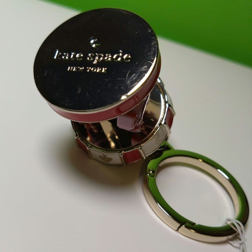 新品　ケイト・スペード　キーリング　メリーゴーランド