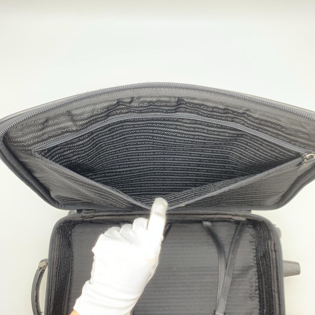 プラダ テスートナイロン レザー 2輪 キャリーバッグ トラベルバッグ