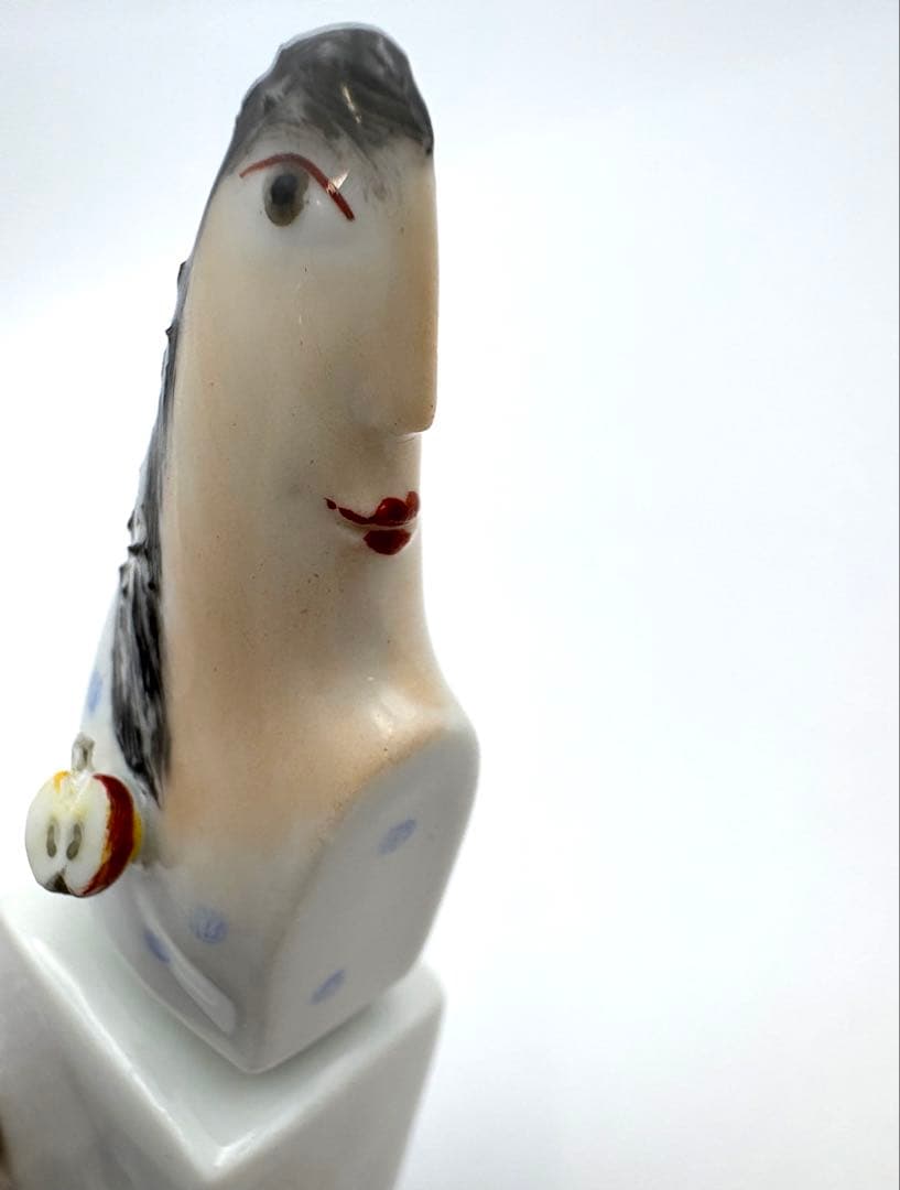 希少　マイセン オルフ・フィーバー　女の人　りんご　人形　フィギュア　双剣マーク