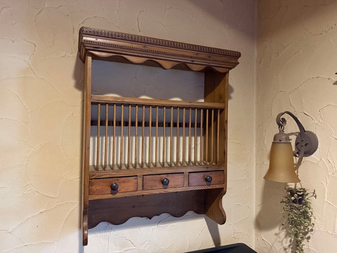 イギリスアンティークオールドパイン　プレートラック