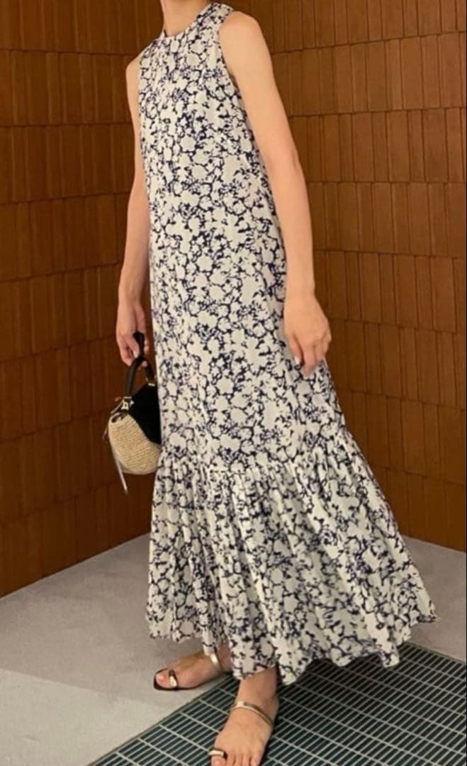 MARIHA × TOMORROWLAND 花柄ワンピース