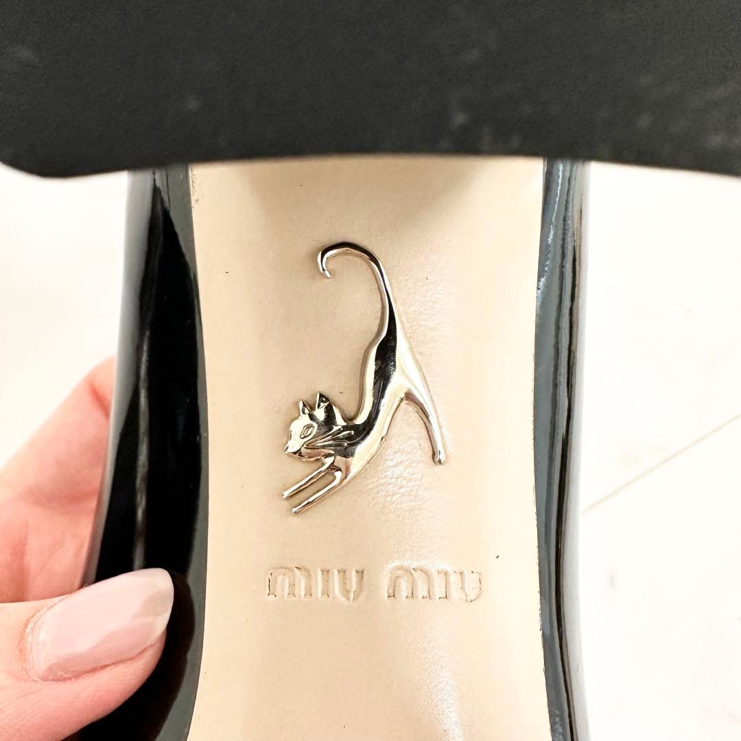 美品 MIUMIU パンプス 23cm 猫モチーフ クリスタル付　ブラック