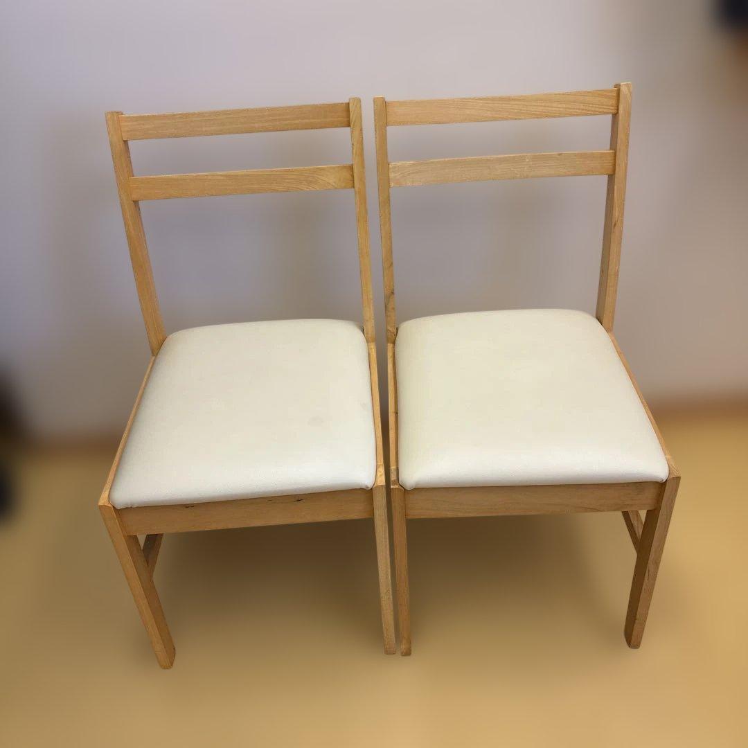 木製ダイニングテーブルと椅子セット