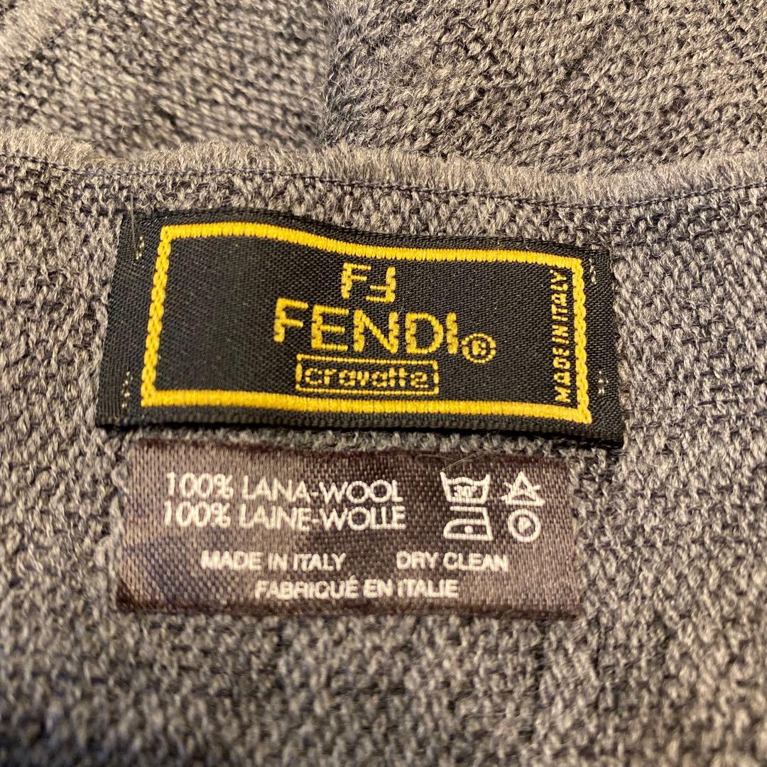 FENDI フェンディ　ブラック×グレー マフラー 総柄ズッカロゴ　アーカイブ
