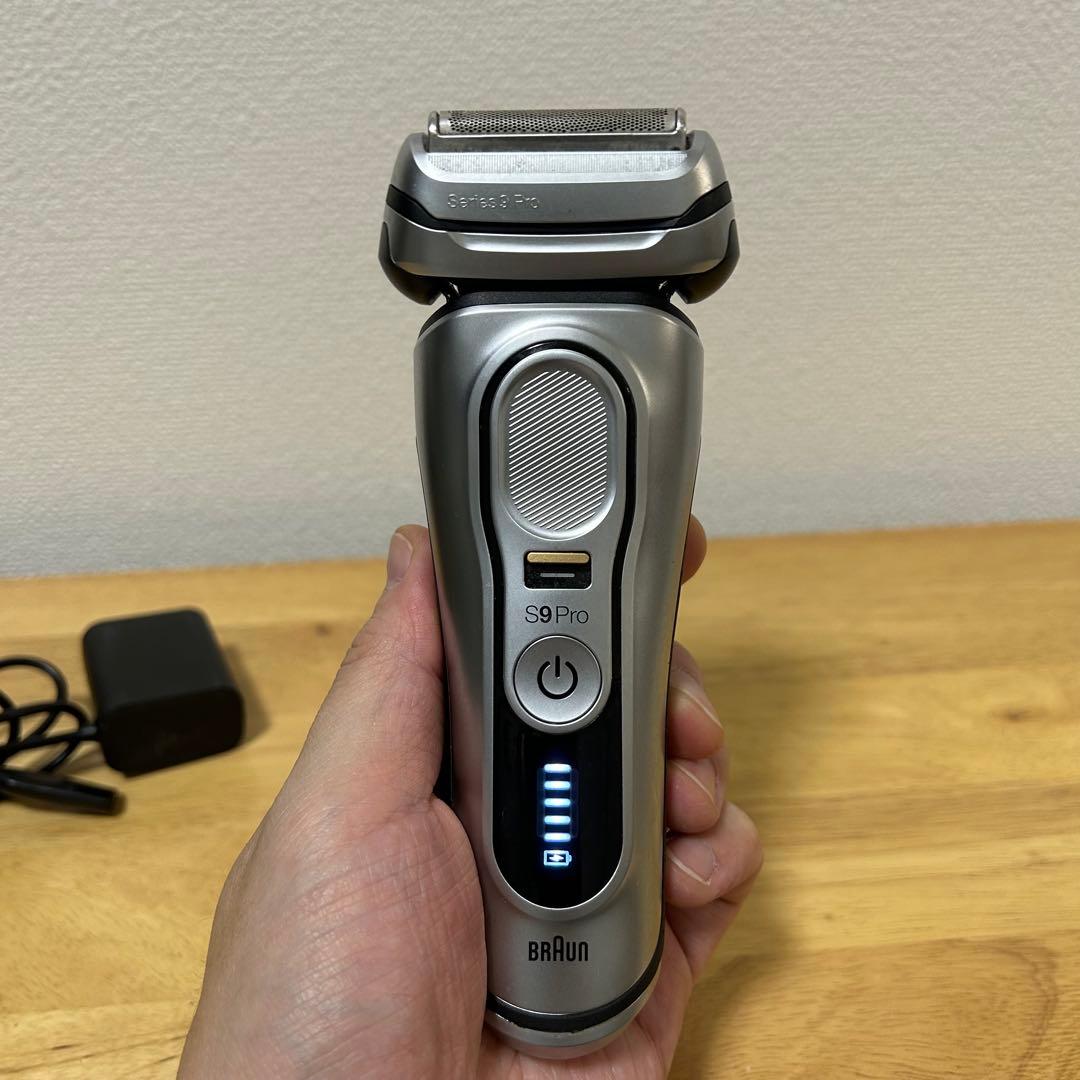 ブラウン BRAUN シリーズ9 Pro 充電式シェーバー ケース 洗浄器付