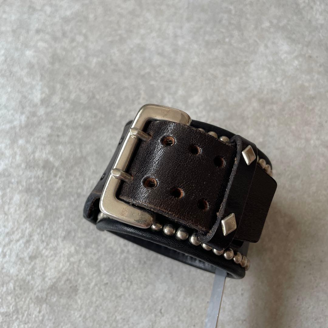 美品 渋谷 ブランド古着 ショップ購入 レザーブレスレット スタッズ付き