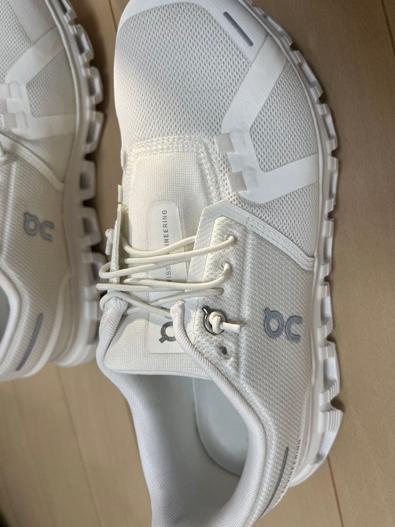 ＜On＞Cloud 6 スニーカー レディース 25cm ホワイト