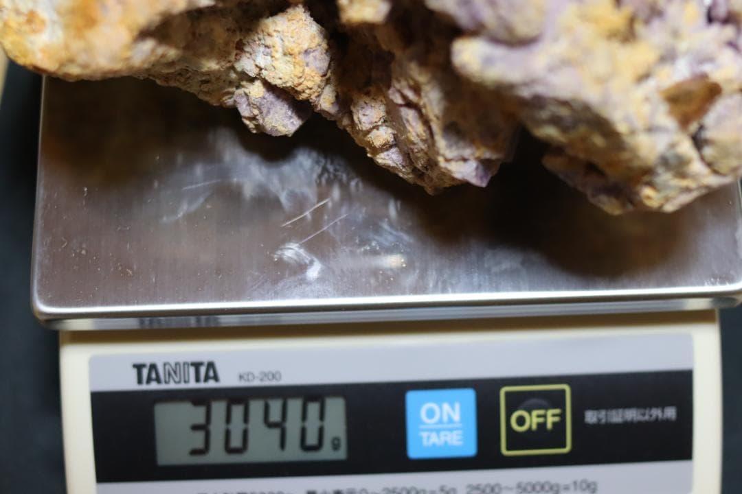 3040g ♥ スピネル 8月誕生石 尖晶石 原石 天然石 未加工 1点もの