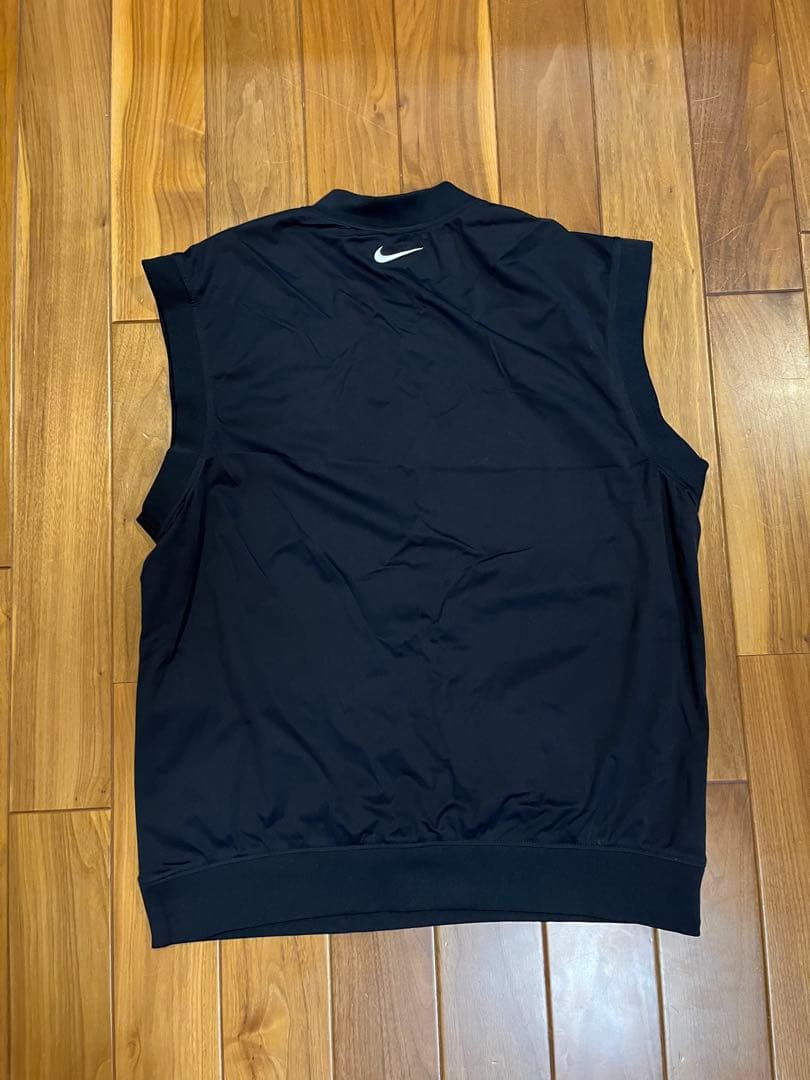 Nike Tiger Woods DRI-FIT 半袖シャツ+ベストＭセット売り