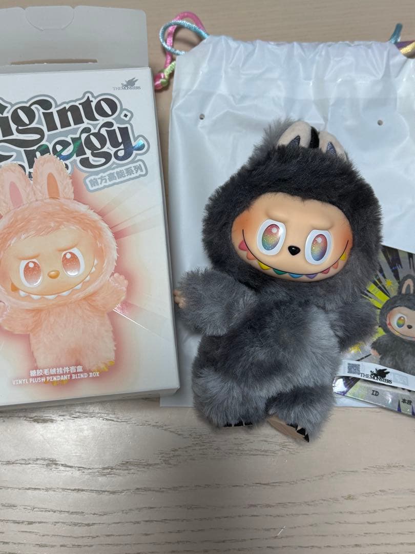 ラブブ、シークレット　正規品未使用