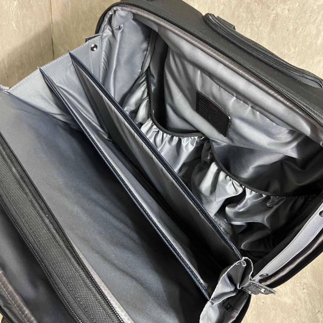 未使用級美品 TUMI Alpha2 キャリーケース 26627D2 機内持込可