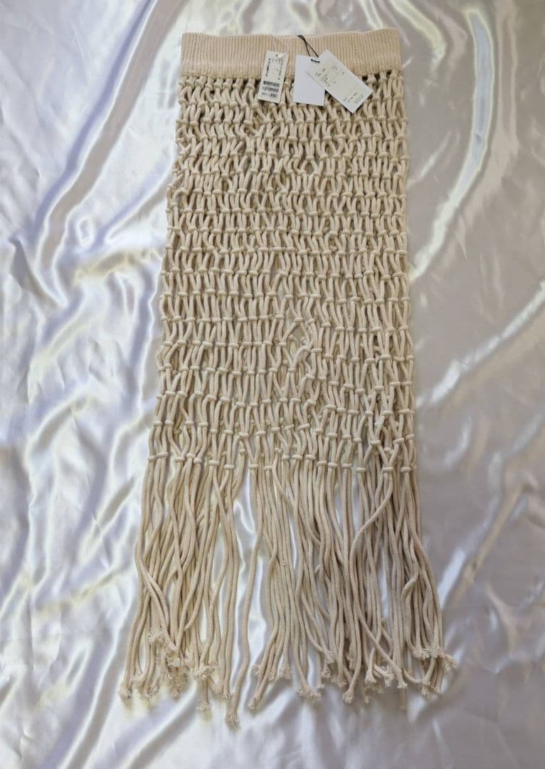 新品未使用【HYKE】ROPE NET SKIRT