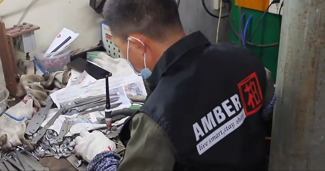 刺身包丁VG10　73層　ダマスカス鋼　先丸　筋引き　両刃　柳　刺身　包丁　青柄