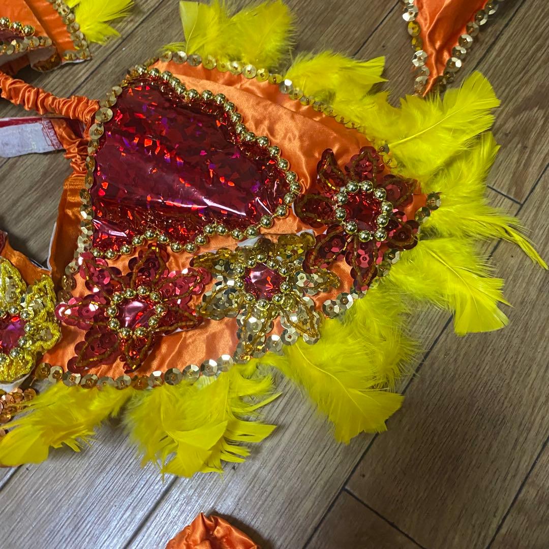 オレンジ カーニバル衣装 ビーズ装飾