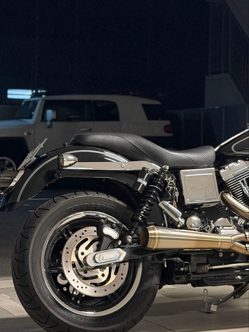 ダイナ　2004〜2005年　サドルマンシート