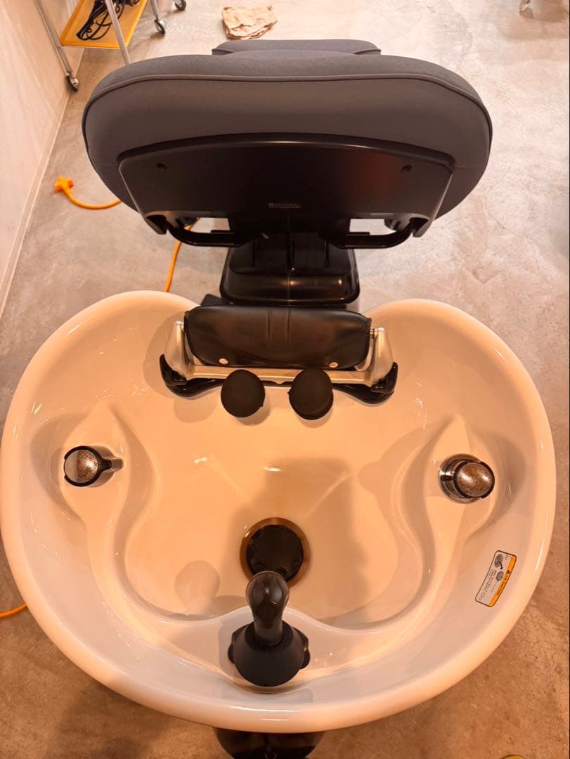 ユメスウィートシャンプー台※現地確認出来る方。まずはコメント下さい。