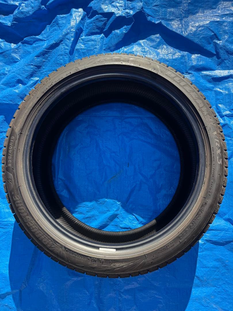 【美品】ブリジストン VRX3 235/40R19 4本セット