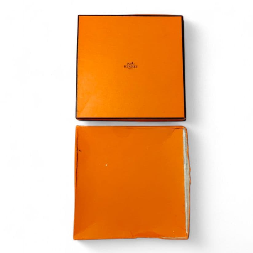 エルメス HERMÈS スカーフ カレ90 フルール・エ・プリュム 中古