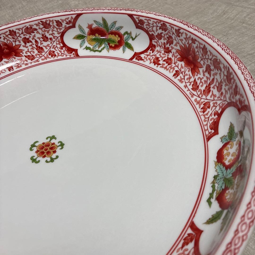 有田焼　赤い花柄の大きめ平鉢　36cm